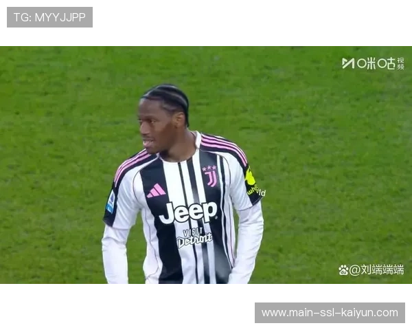 坎比亚索吃到第二张黄牌被罚下,尤文少一人作战陷入被动 坎比亚索吃到第二张黄牌被罚下,尤文少一人作战陷入被动